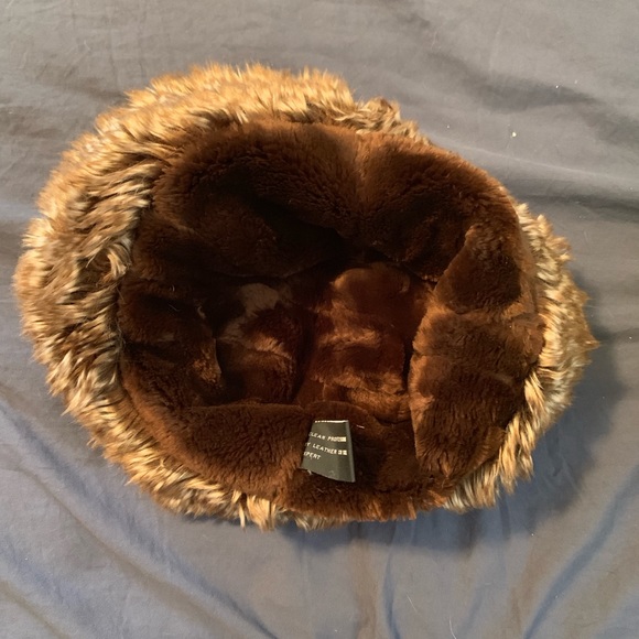 Wilson’s leather brown hat with faux fur - Picture 5 of 8